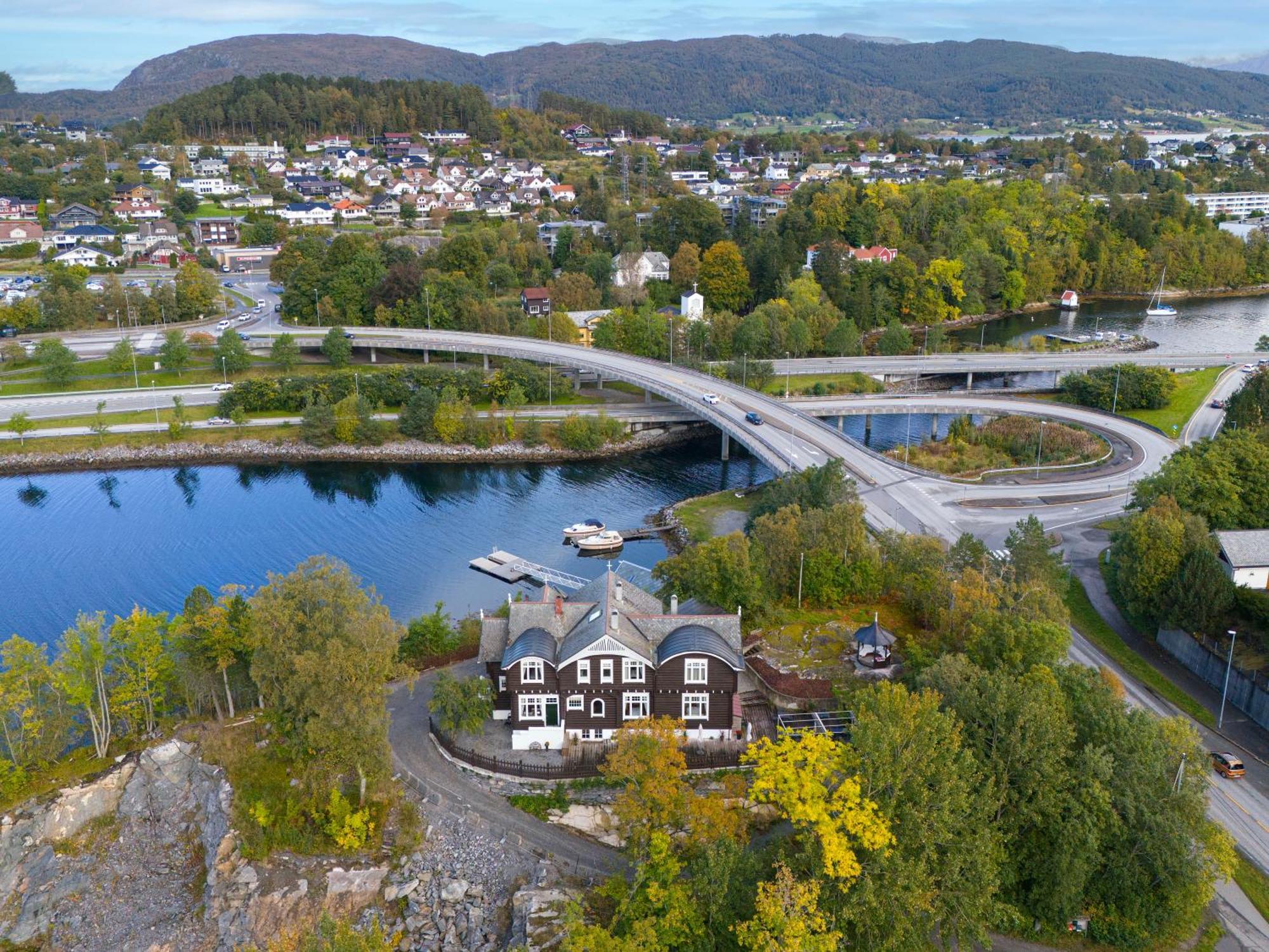 Jervell 2 Bnb Ålesund Exterior foto
