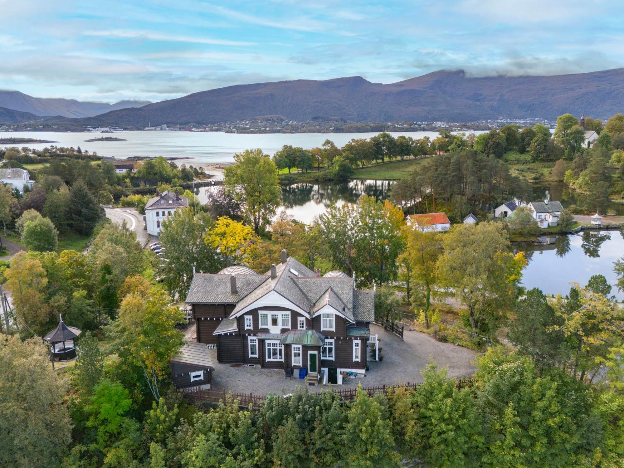 Jervell 2 Bnb Ålesund Exterior foto